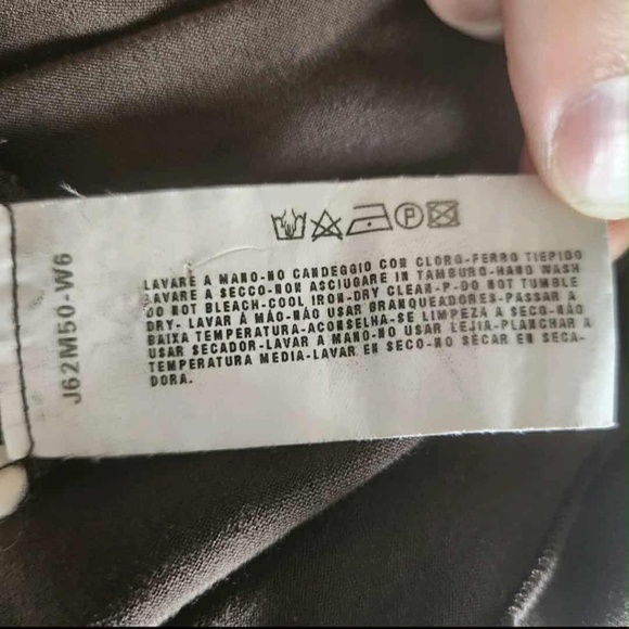 Armani Collezioni Luxury Designer Romantic Whimsy Tee Shirt US 6 - Picture 6 of 6